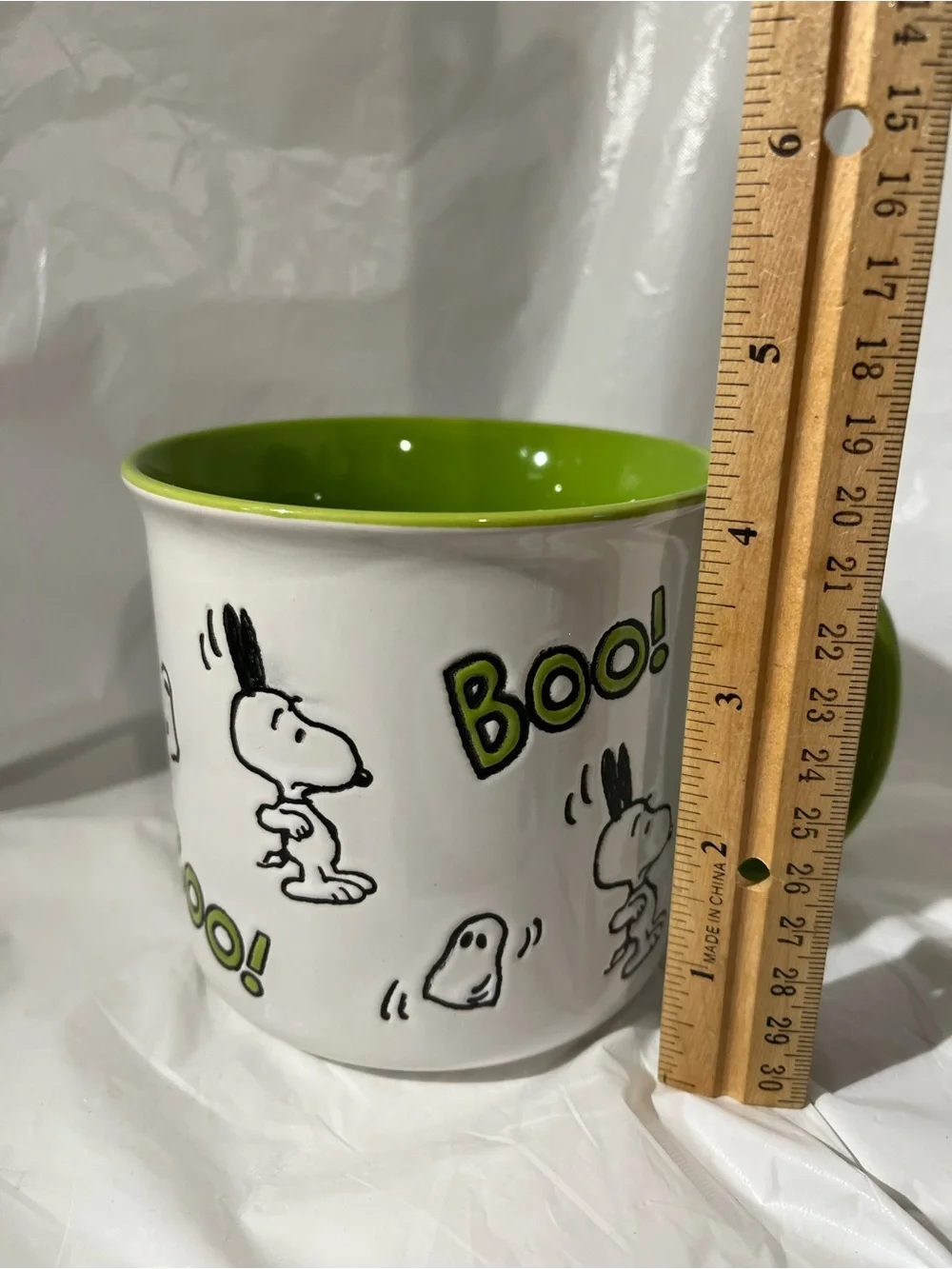 Peanuts Snoopy 2023 Halloween Green Interior Ceramic Mug